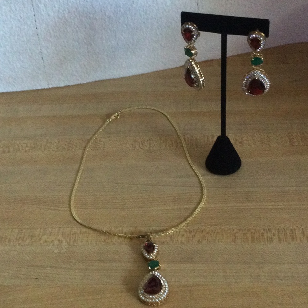Jewelry Set - Picture 12 of 14